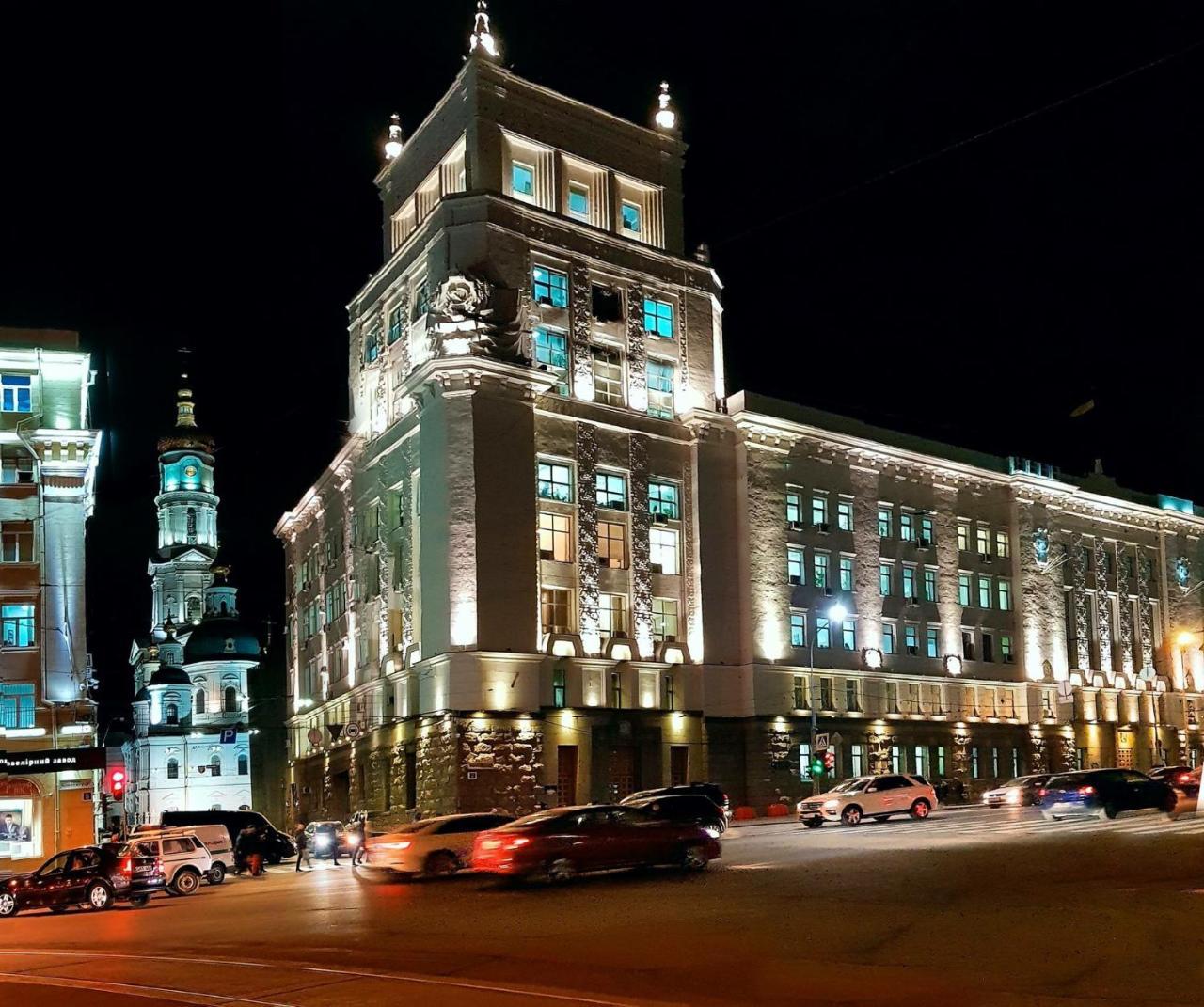 Modern Luxury Studio In The Center Of Kharkiv At Konstitutsii Square Exterior foto